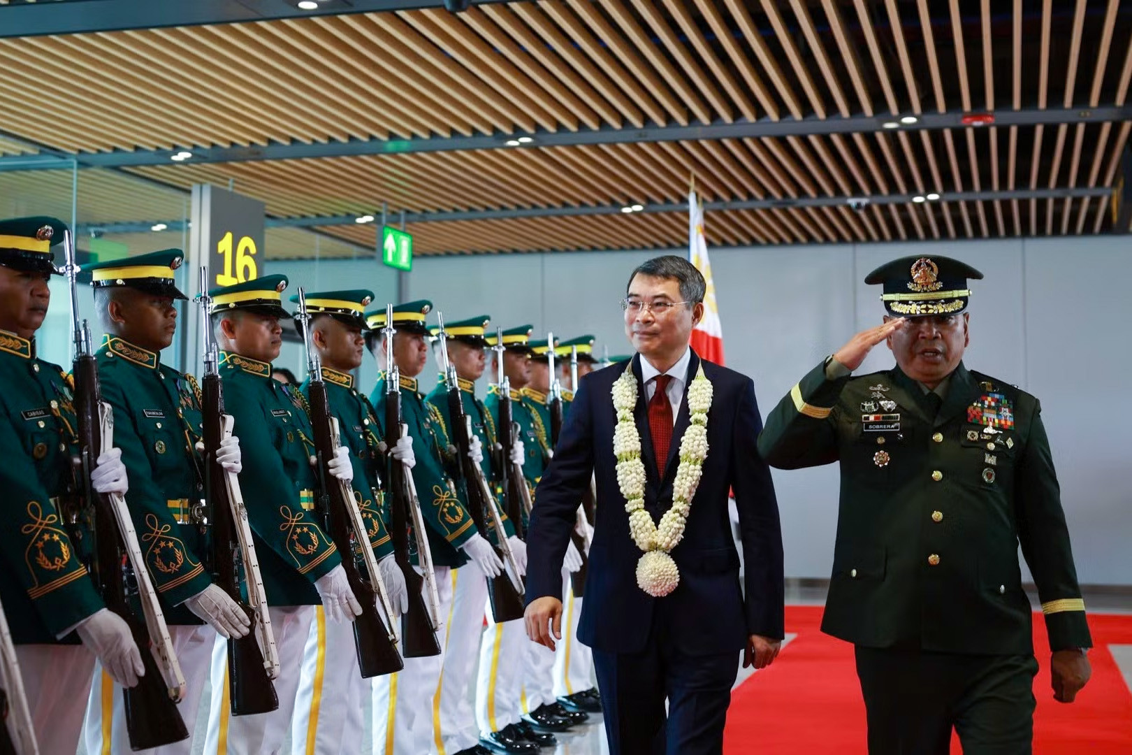 lê minh hưng