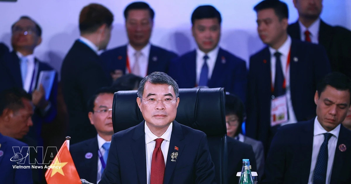 VN puts forward proposals to address multidimensional challenges at ASEAN Summit