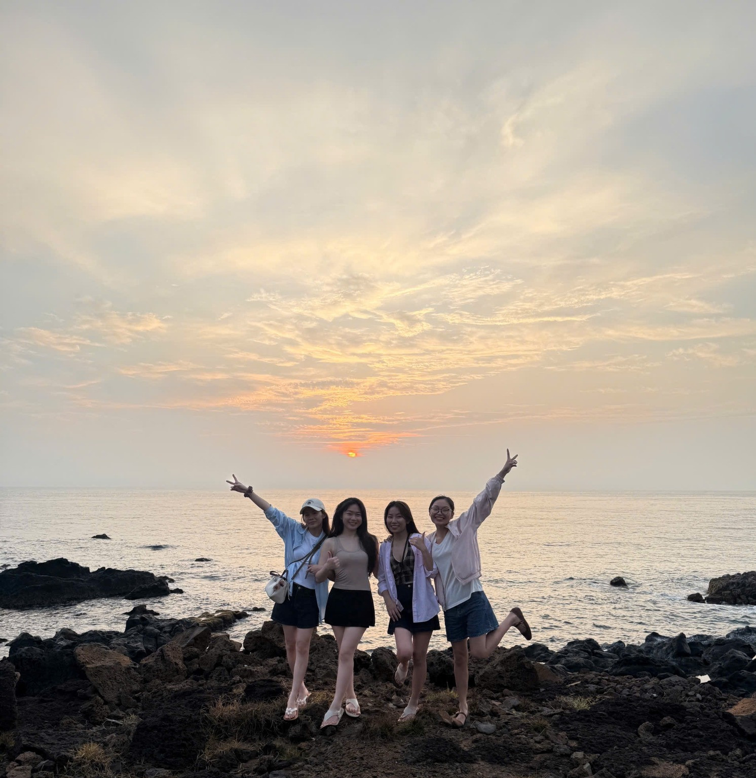 du khách đảo lý sơn cháy phòng