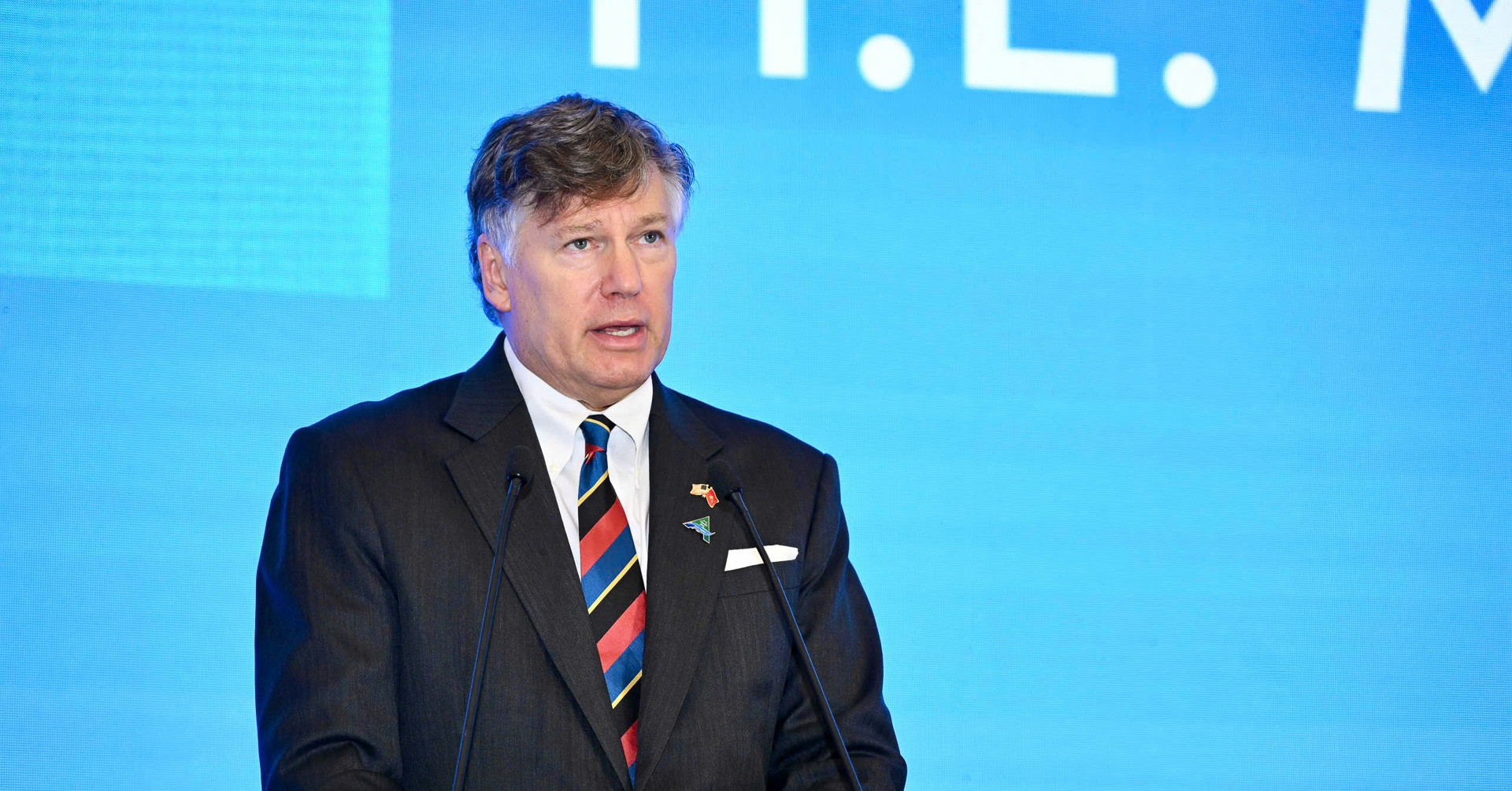 US backs larger international role for Vietnam at ASEAN forum