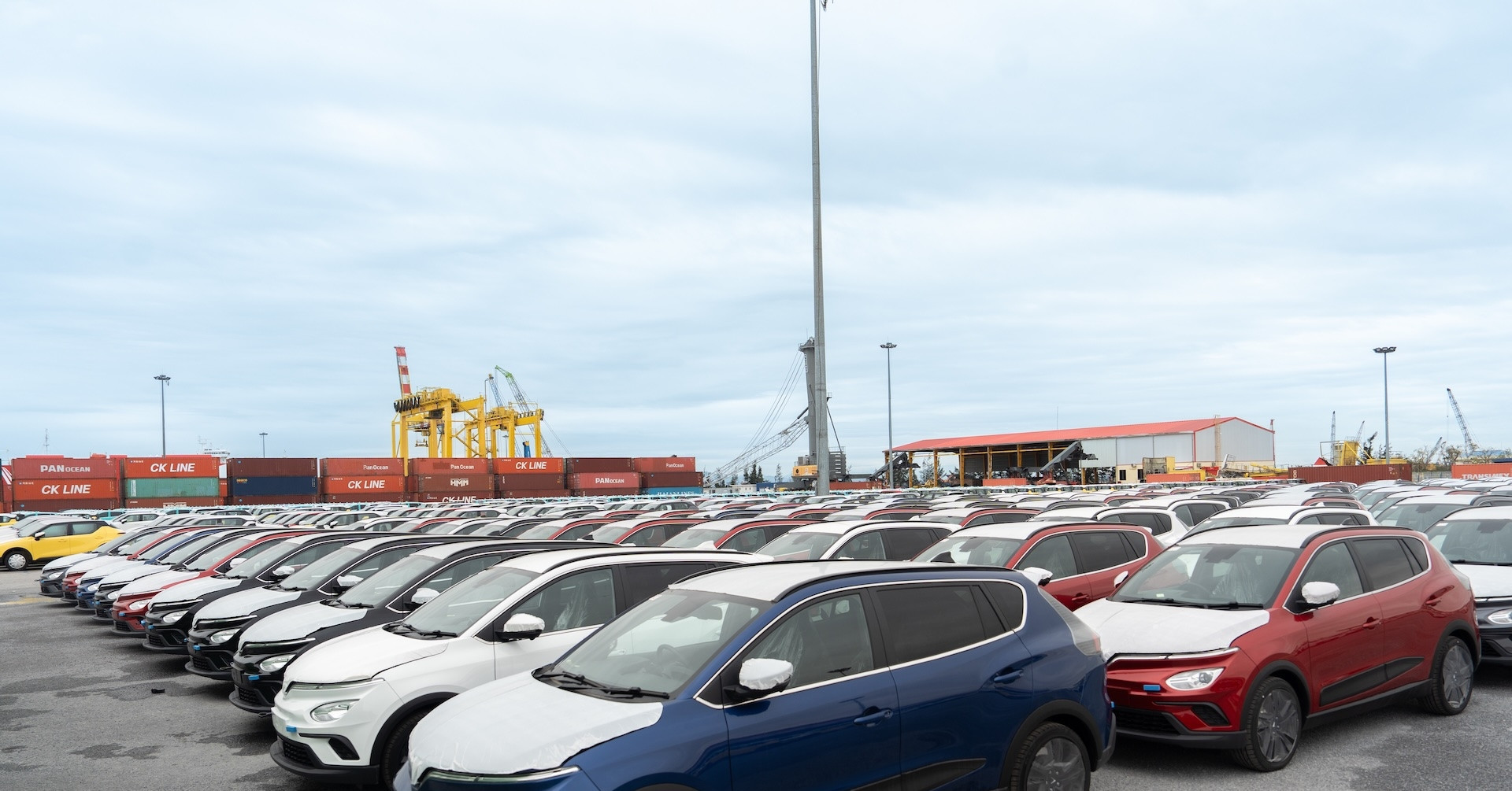 Vietnam extends EV registration fee exemption through 2030