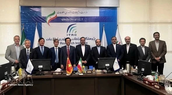 Vietnam, Iran seek stronger cooperation in ICT, AI, nanotechnology