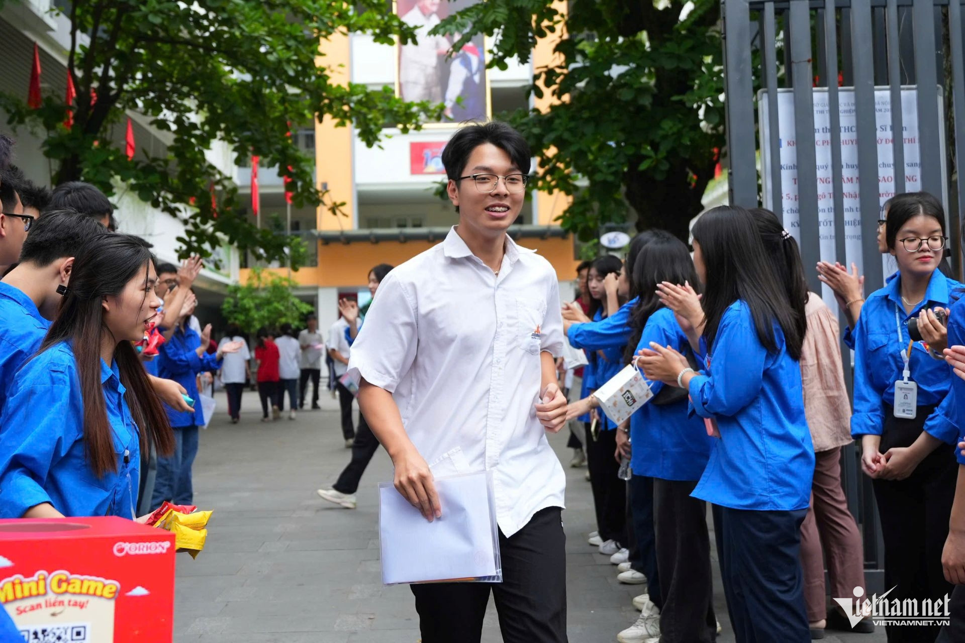 W-thi van Huy.jpg