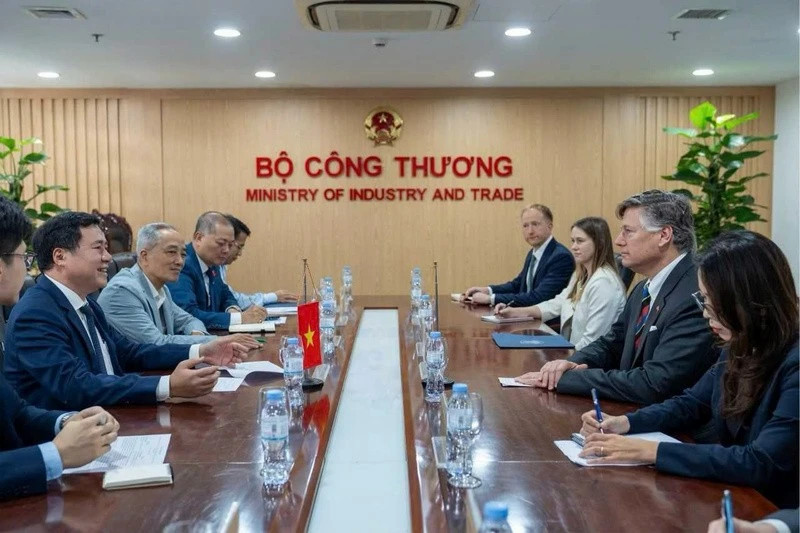 Vietnam, US seek to deepen economic, trade, energy cooperation