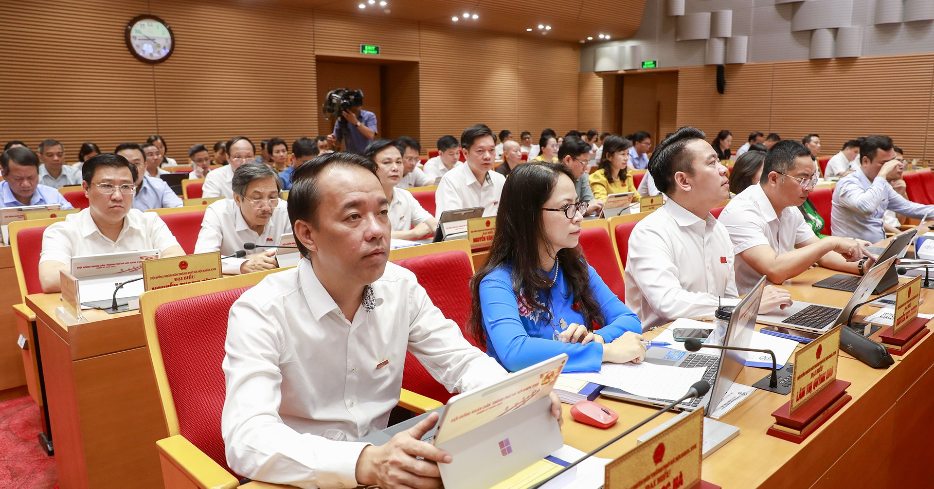 Hanoi may increase number of departments to 18 under new proposal