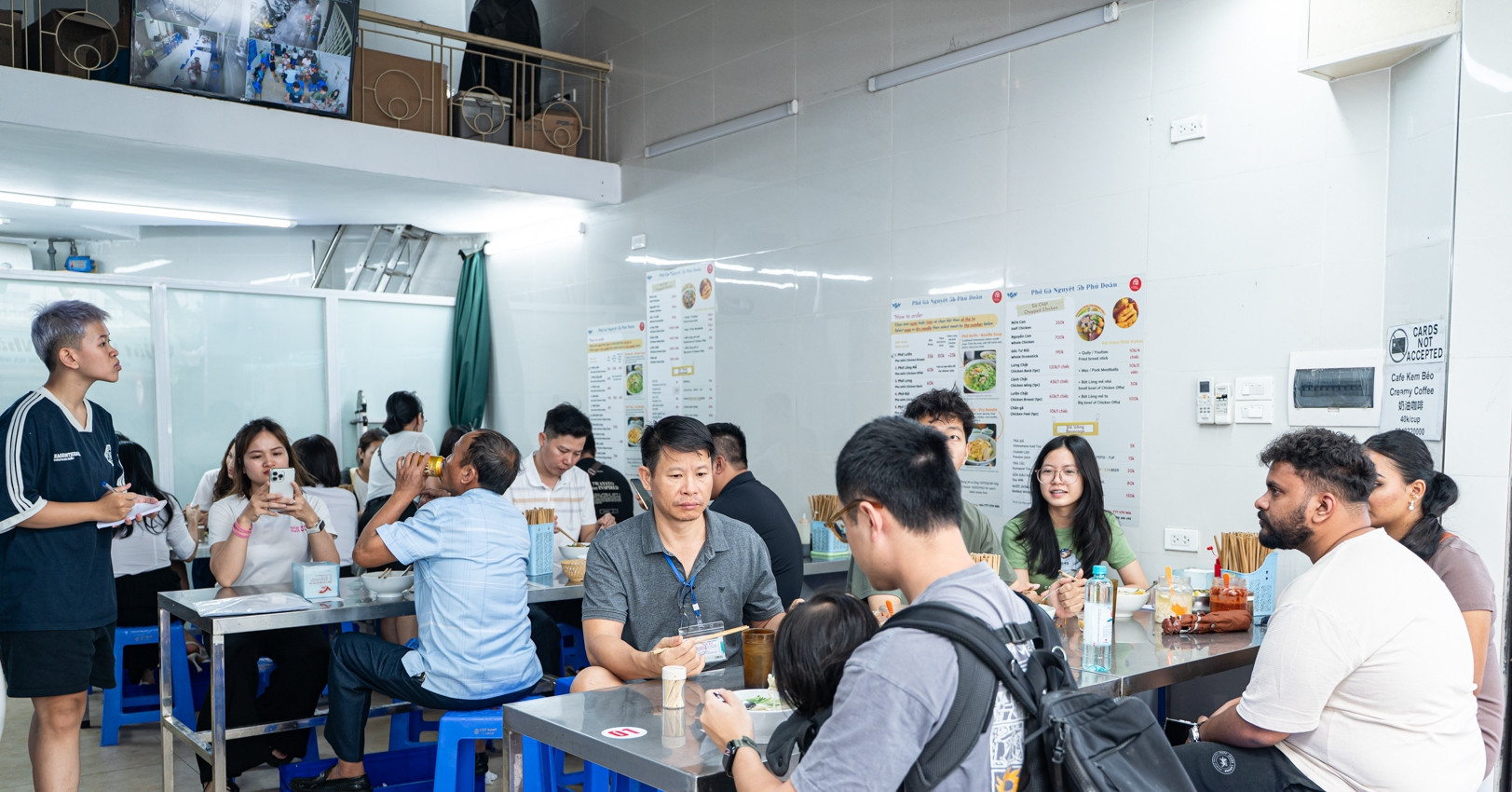 Hanoi chicken pho shop praised by Michelin for four straight years