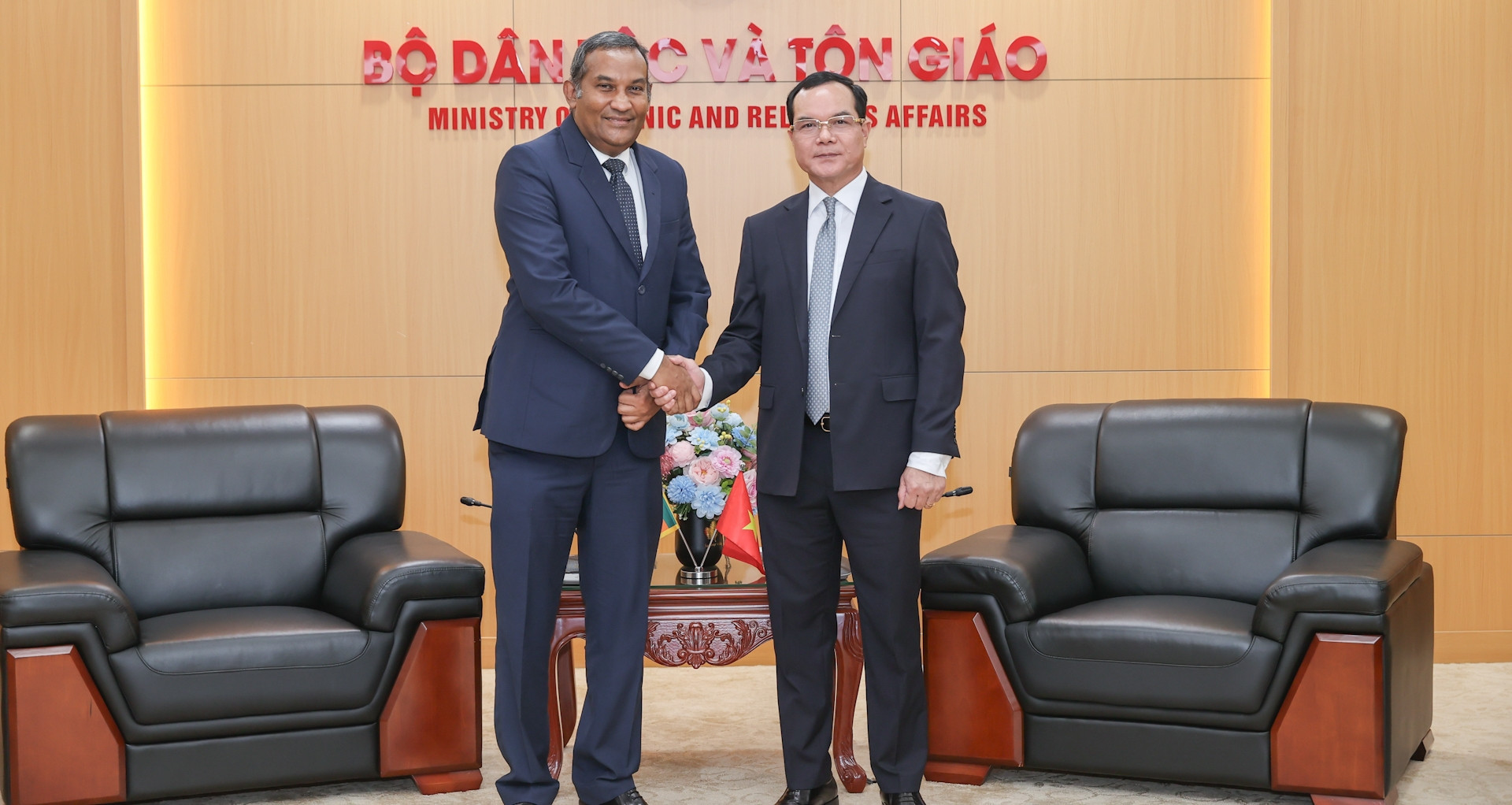 Vietnam and partners deepen cooperation on ethnic minority welfare