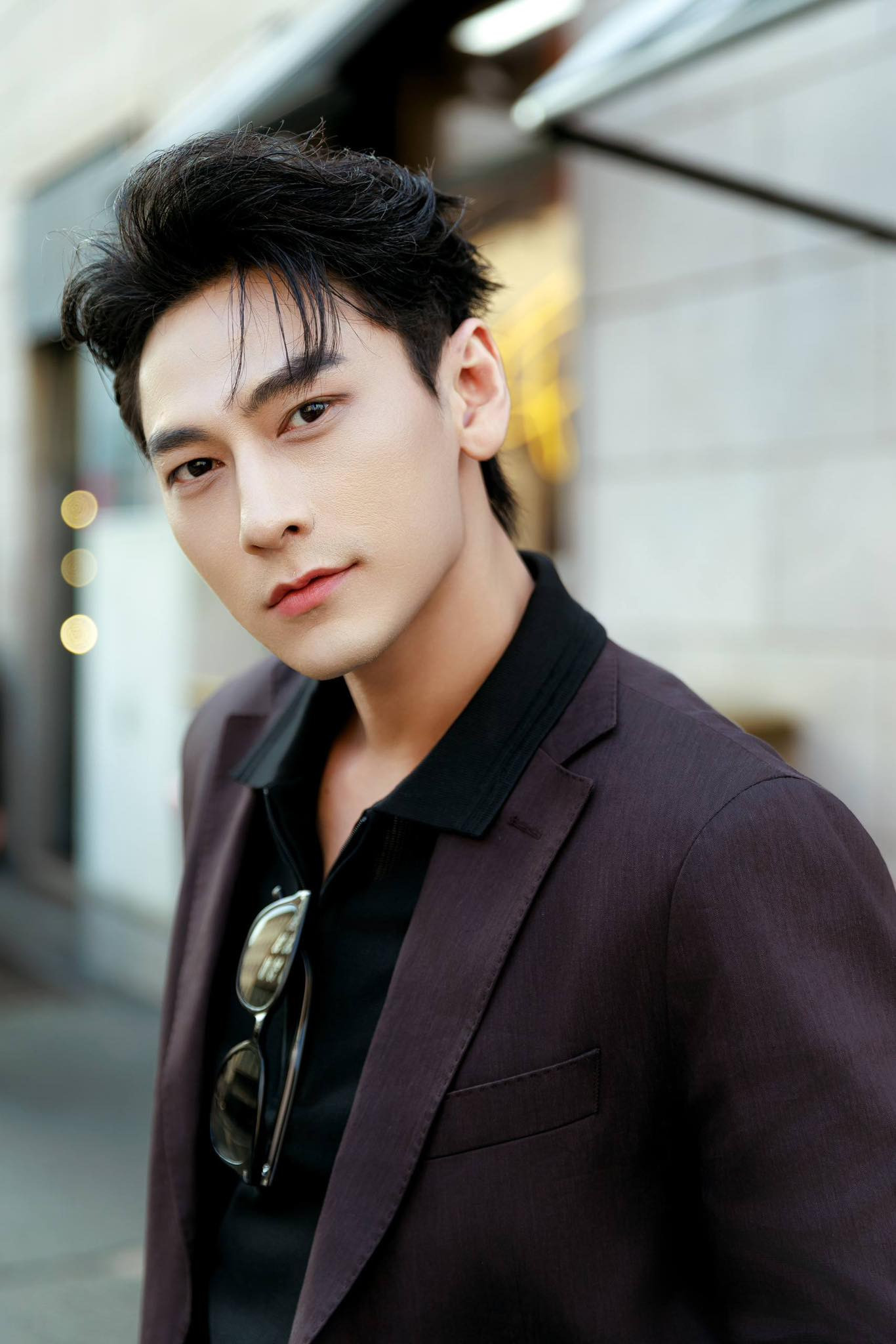 singer isaac.jpg4.jpeg
