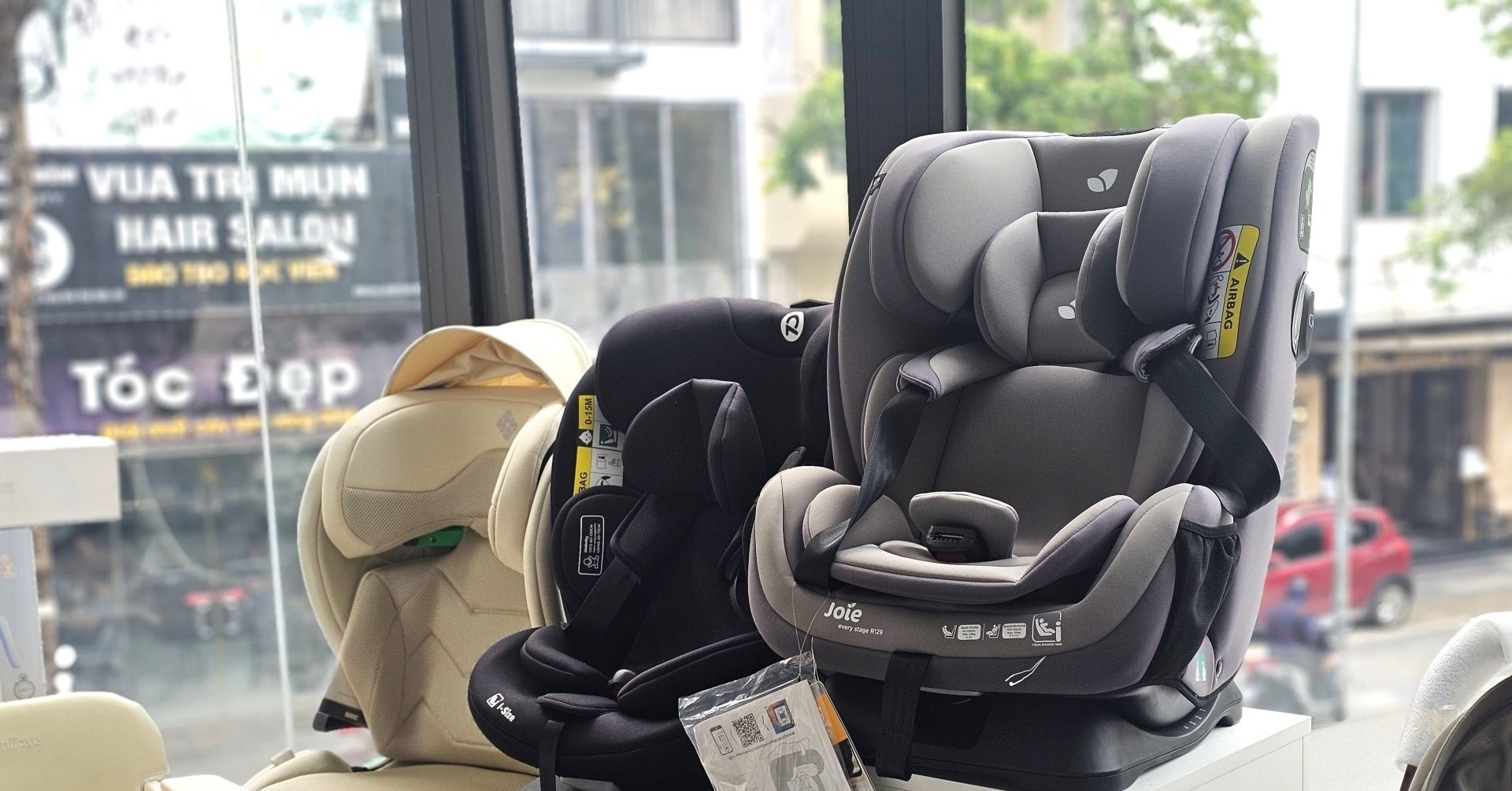 No certified child car seats yet as Vietnam’s mandate nears