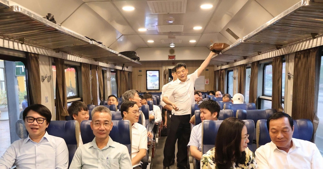 Special train service to connect Bach Mai Hospital campuses in Hanoi & Ninh Binh