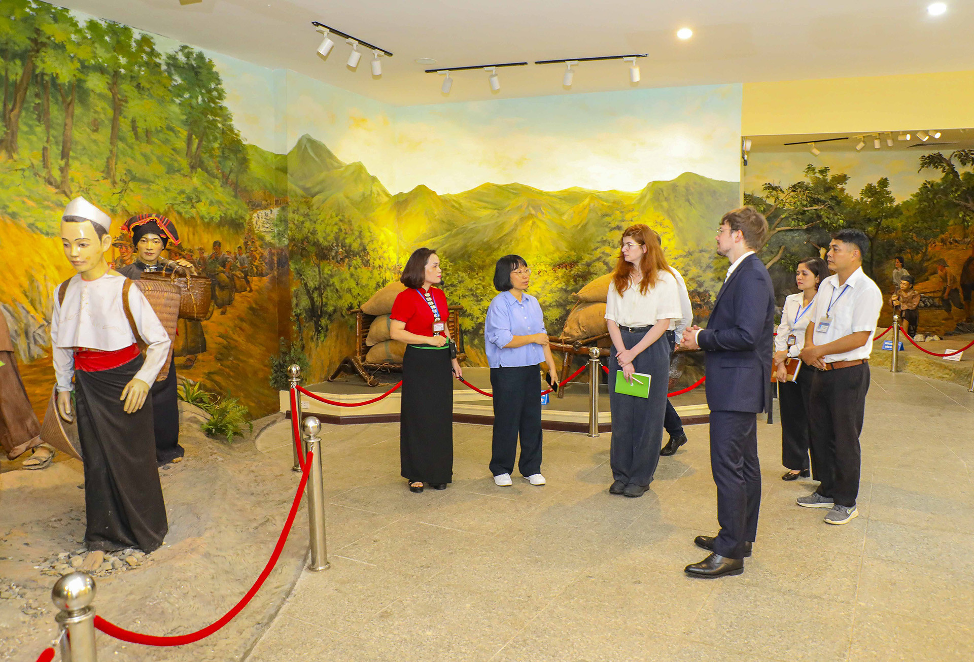 dien bien phu museum.jpg