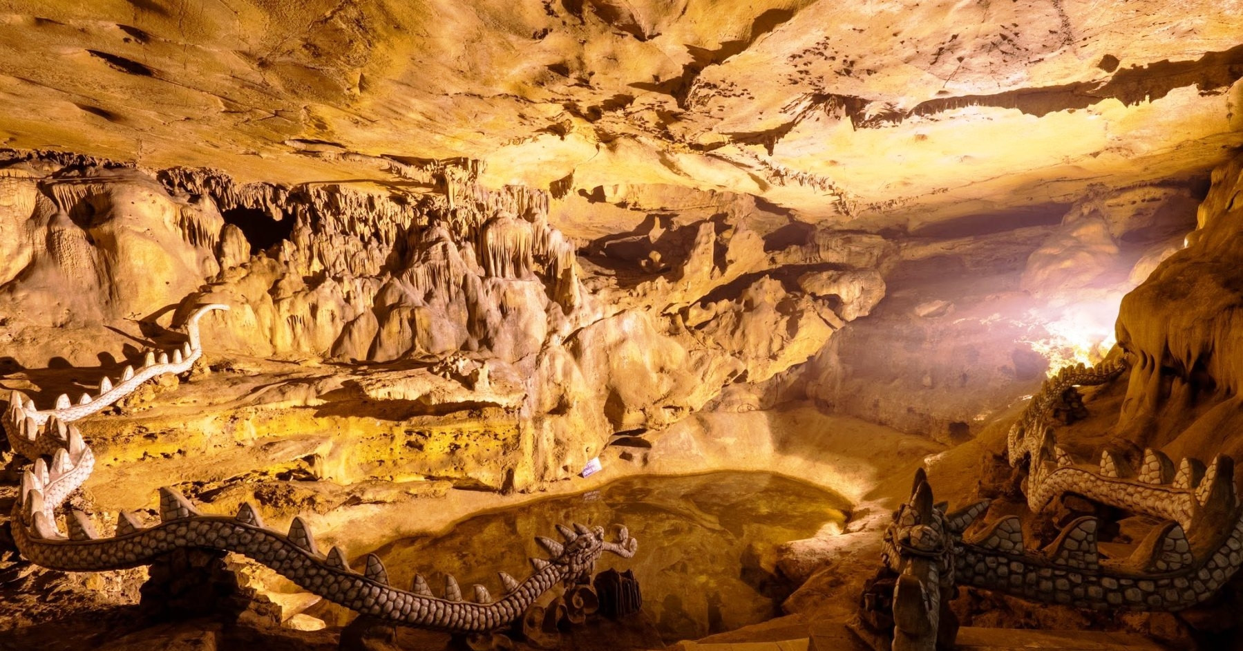 The mystery of Ninh Binh’s never-drying ‘dragon eye’ hidden in a mountain