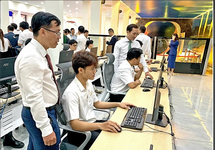 Vietnam aims to train at least 35,000 railway workers by 2030