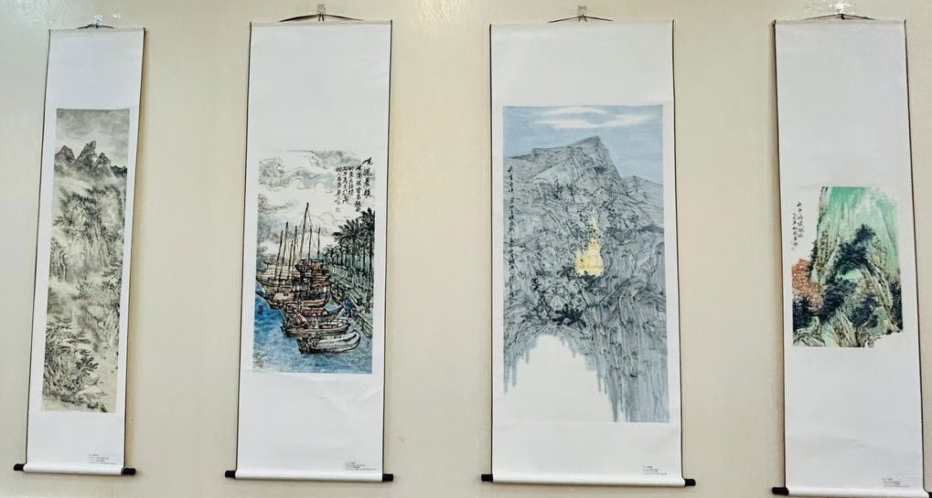 Vietnam and China bring together more than 90 artworks in Hanoi