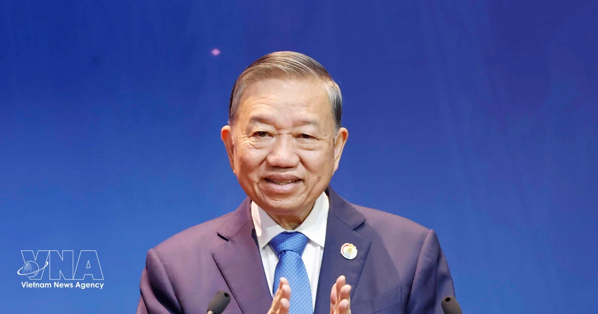 Vietnam needs more modern, creative working class: Top leader