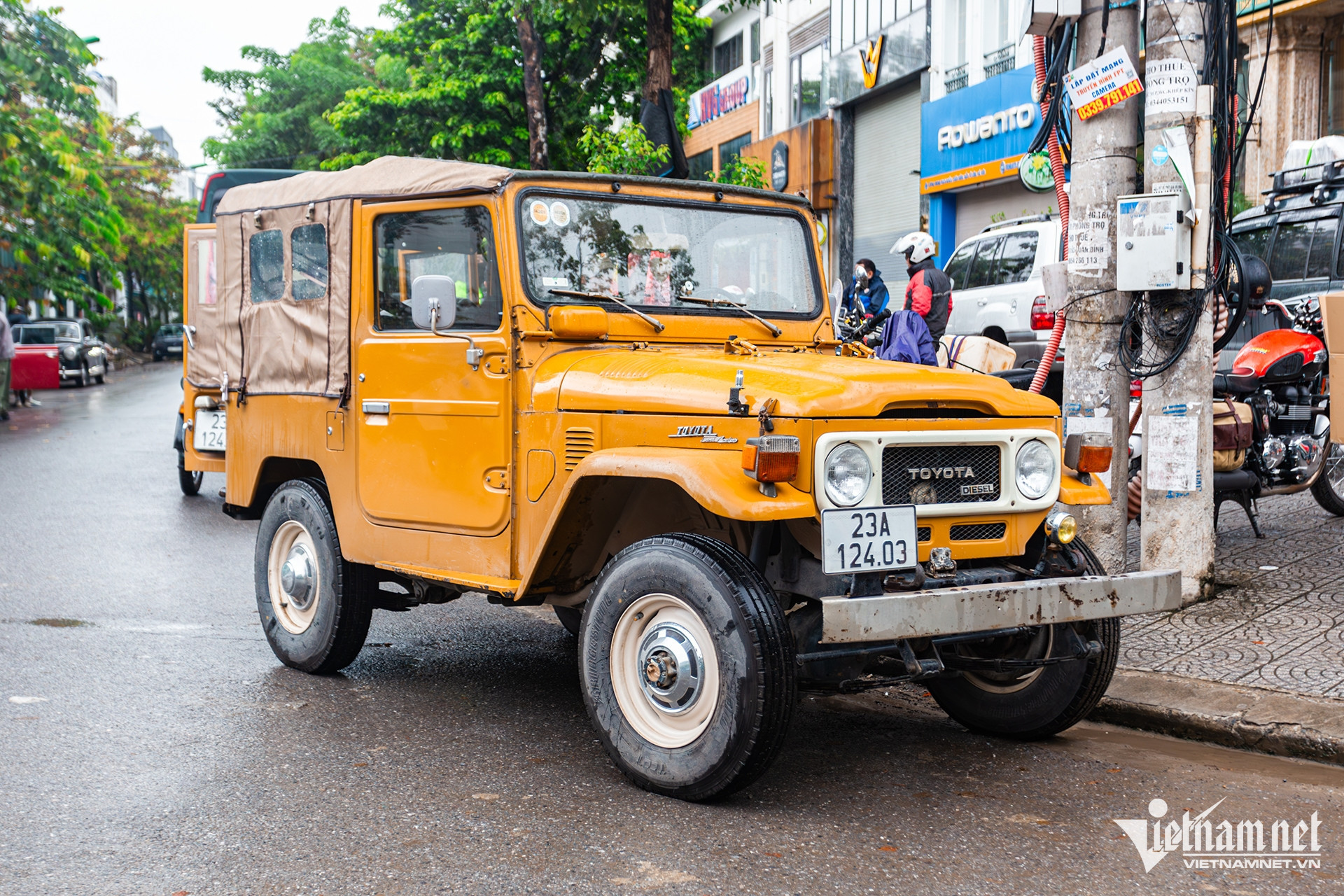W-land cruiser 1.JPG.jpg