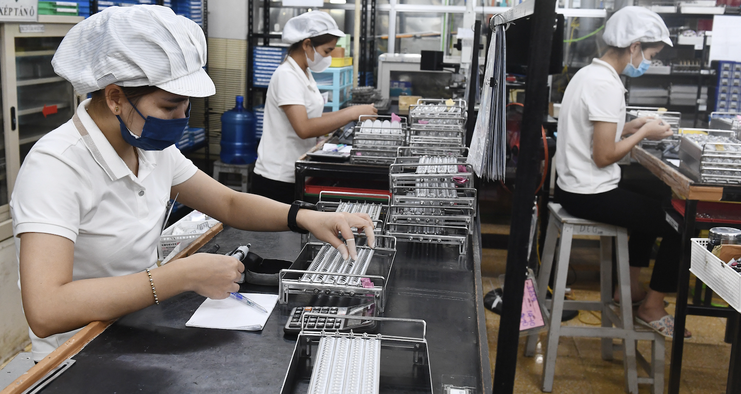 Vietnam’s electronics imports top $88 billion, outpacing exports by $32 billion