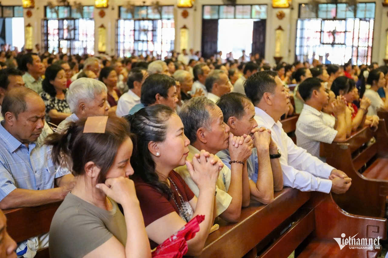 W-tuyen phong chan phuoc-8.jpg