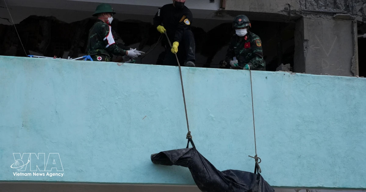 Vietnamese rescuers recover 11 earthquake victims from rubble in Venezuela