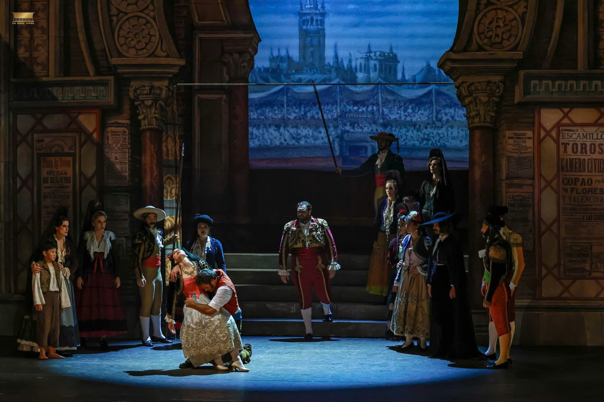 ho guom opera house1.jpg