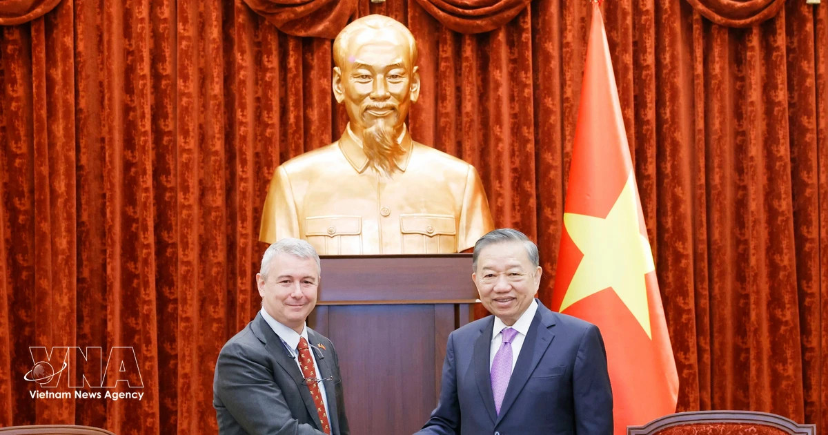 Top leader receives outgoing ambassadors of Belgium, Norway, Netherlands, Brazil