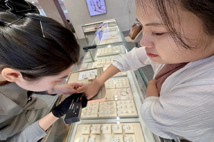 Vietnam spends over 121.5 million USD on diamond imports in first half
