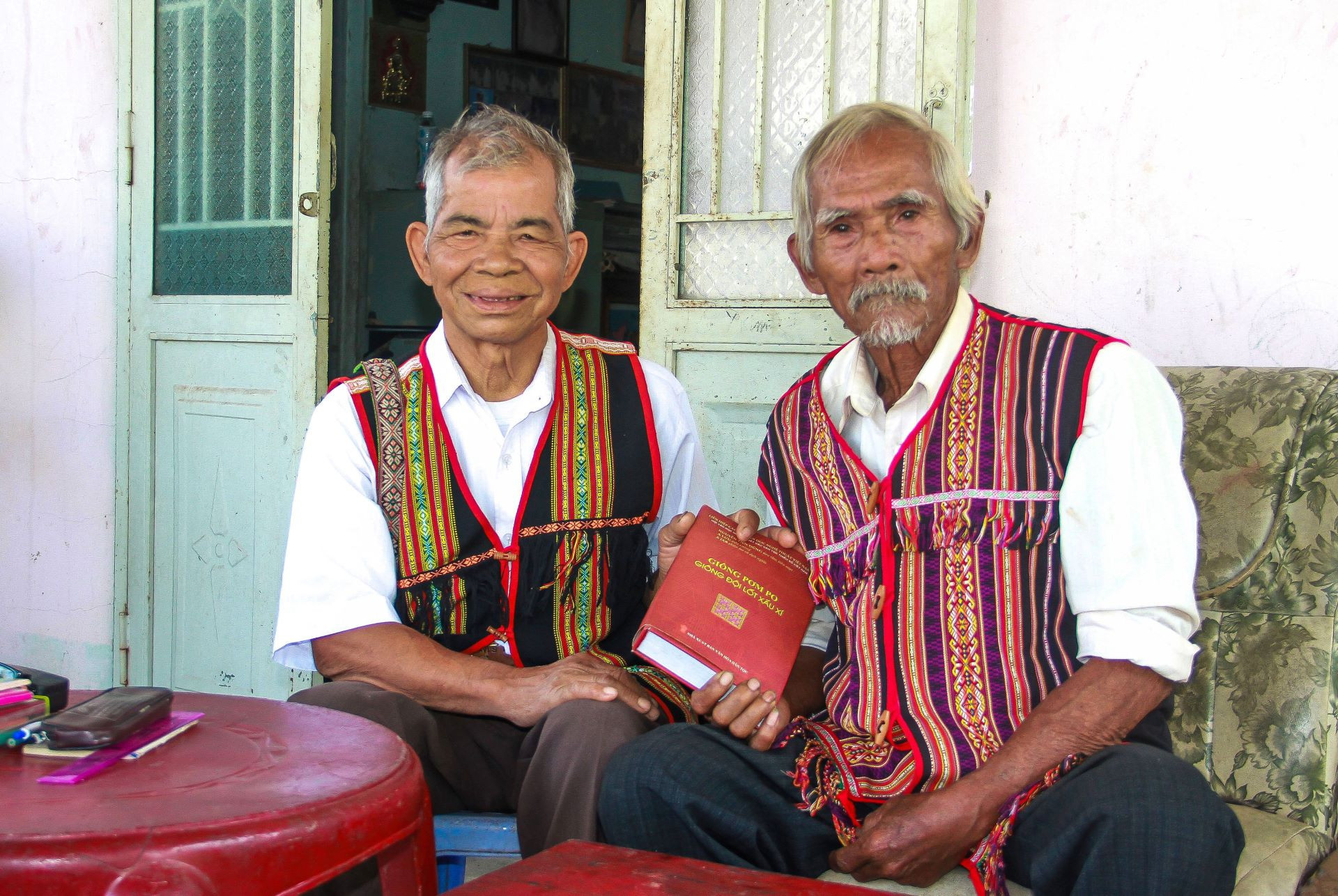 SU THI 1.jpg