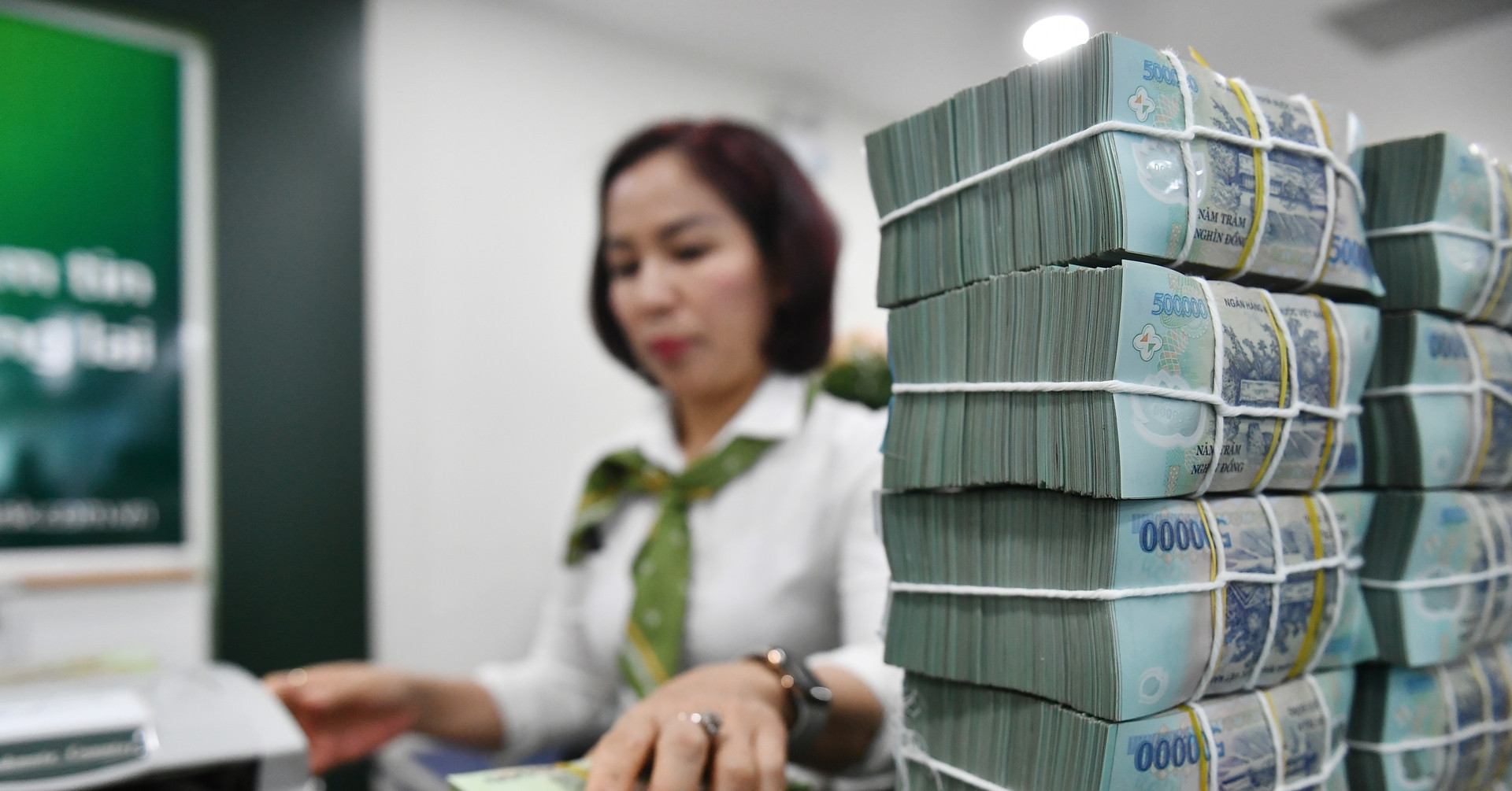 Monetary policy continues carrying Vietnam’s growth financing burden