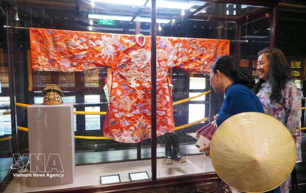 Over 100 Nguyen Dynasty artifacts on display in Hue