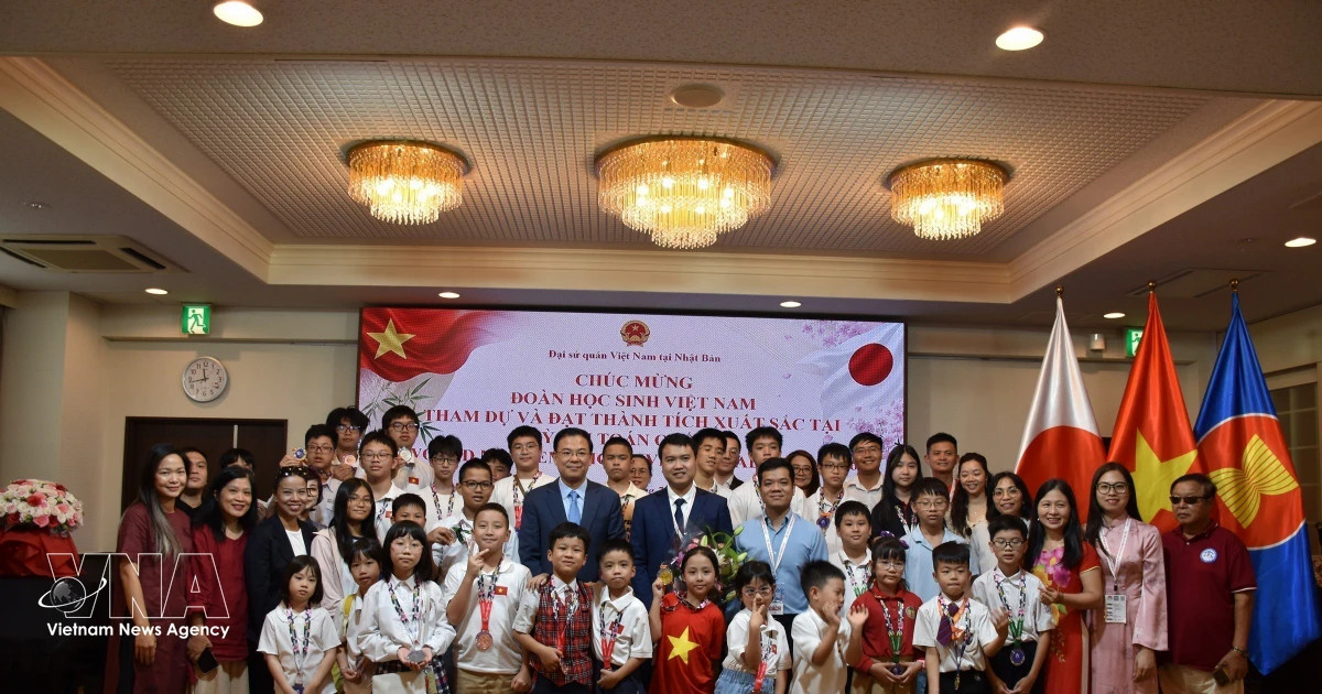 Vietnamese students shine at int'l mathematics competition in Japan