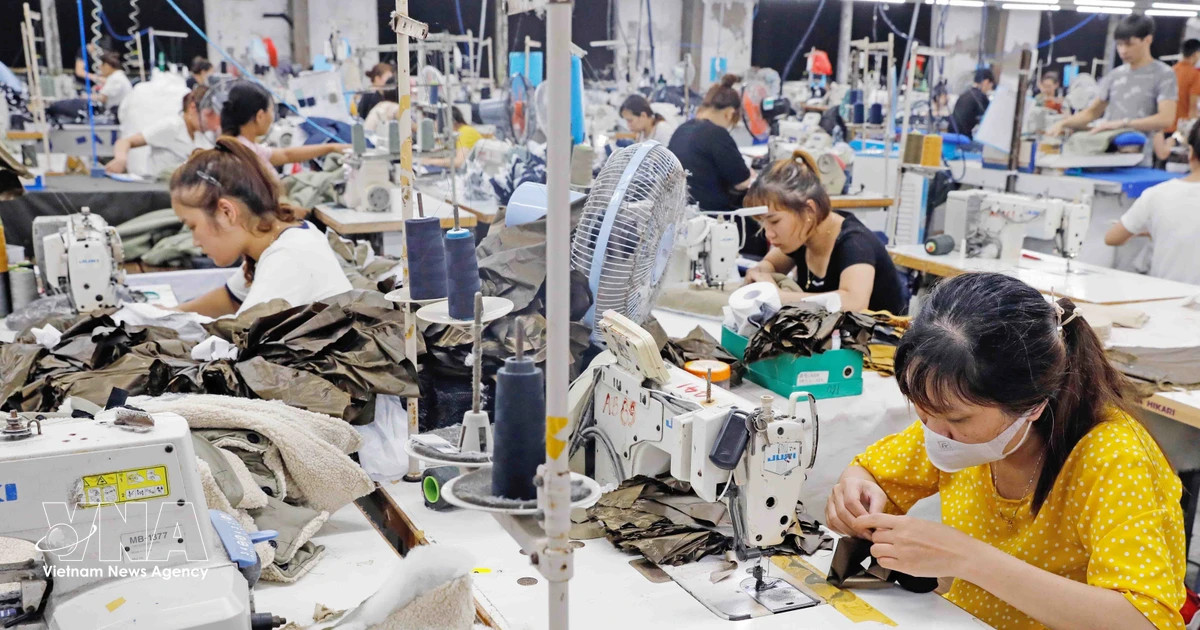 GDP expands 8.18%, with new growth drivers taking shape