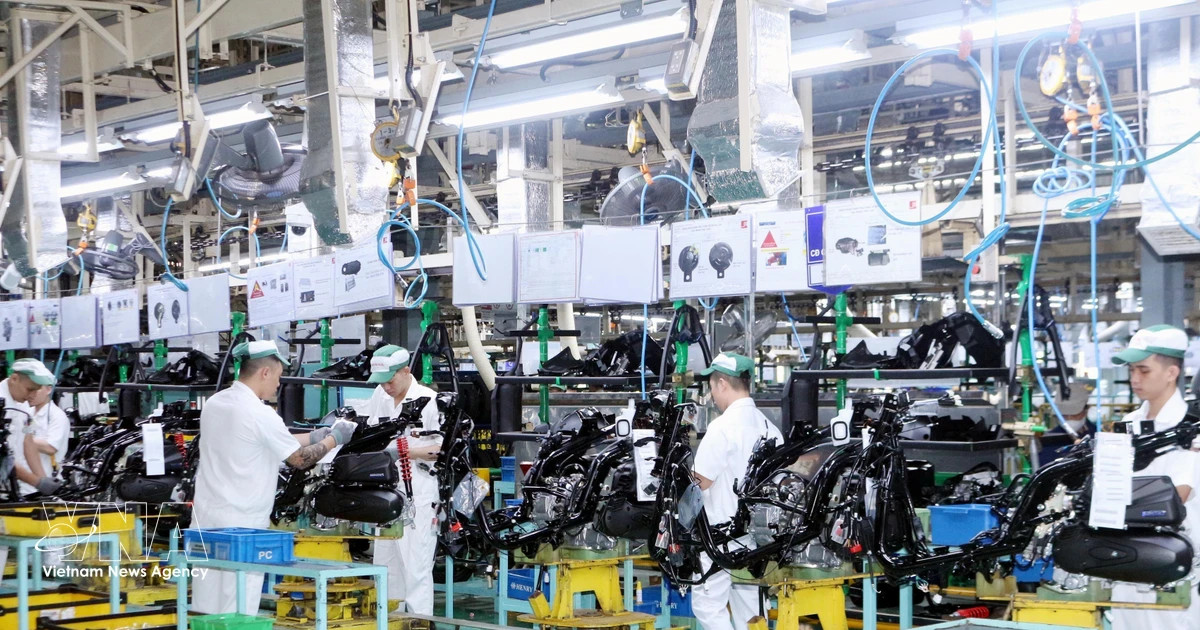 Vietnamese economy sustains momentum on strong industrial production