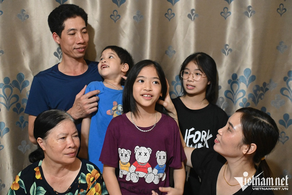 Vietnam considers fee waivers for families with two daughters