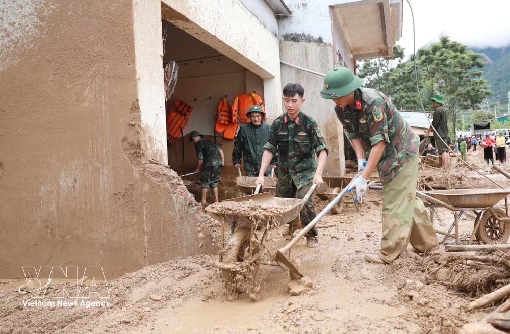 vnanet-floods-landslides-in-northern-mountainous-region-2.jpg
