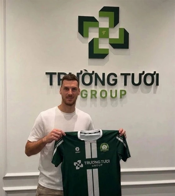 Truong Tuoi Dong Nai FC sign Serbian midfielder Milos Vulic