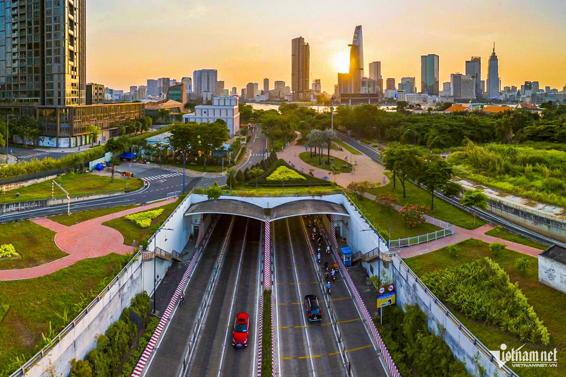 hcm city5.jpg