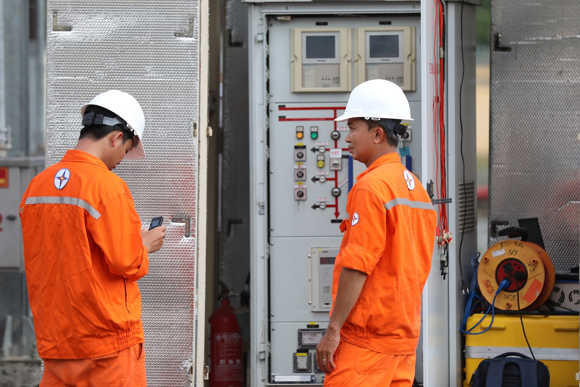 Peak-hour power-tariff debate: economic necessity or public fairness