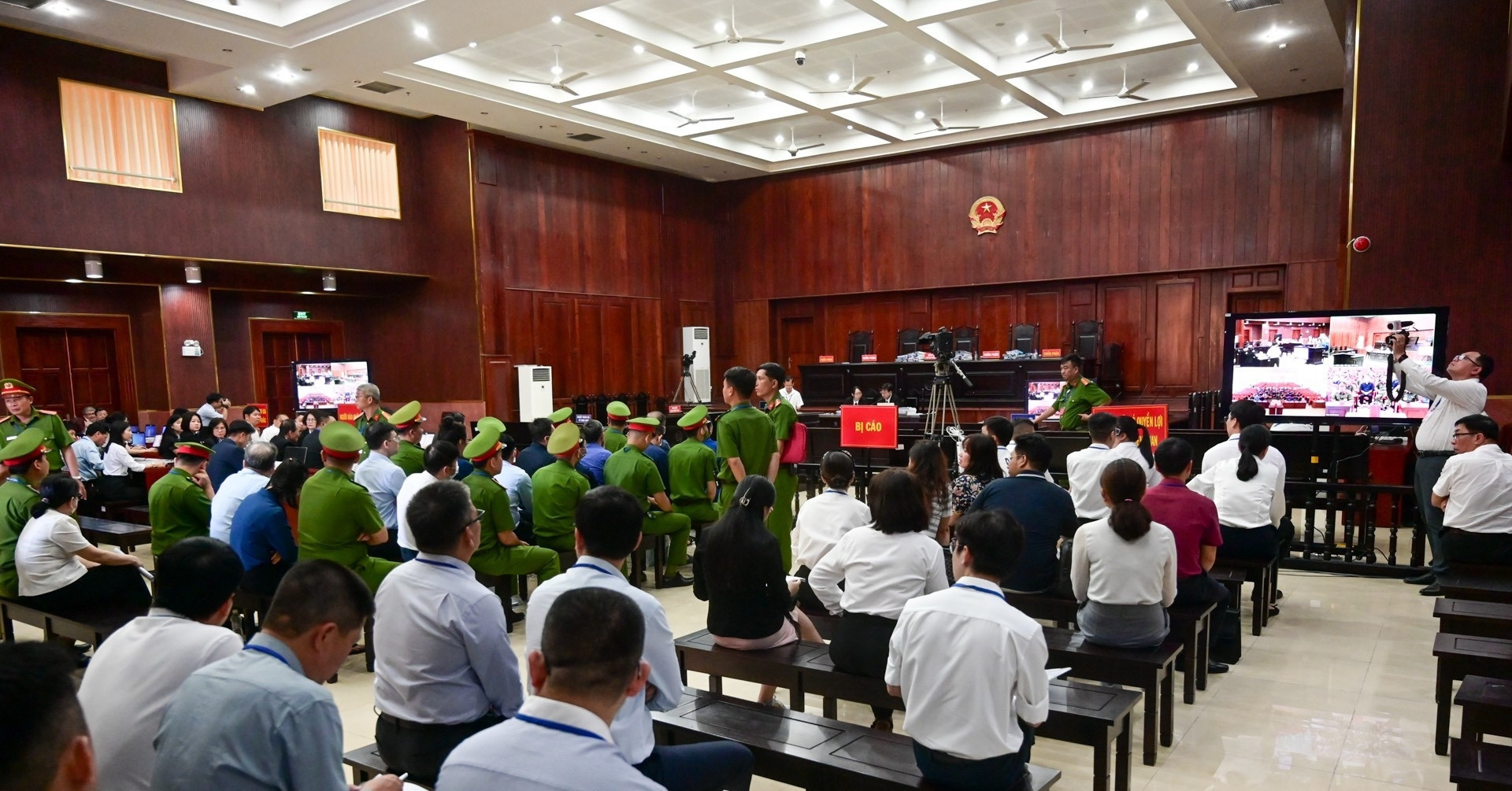 Vietnam proposes ending the death penalty for six criminal offenses
