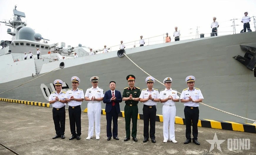 Vietnamese naval vessel begins friendship visit to China