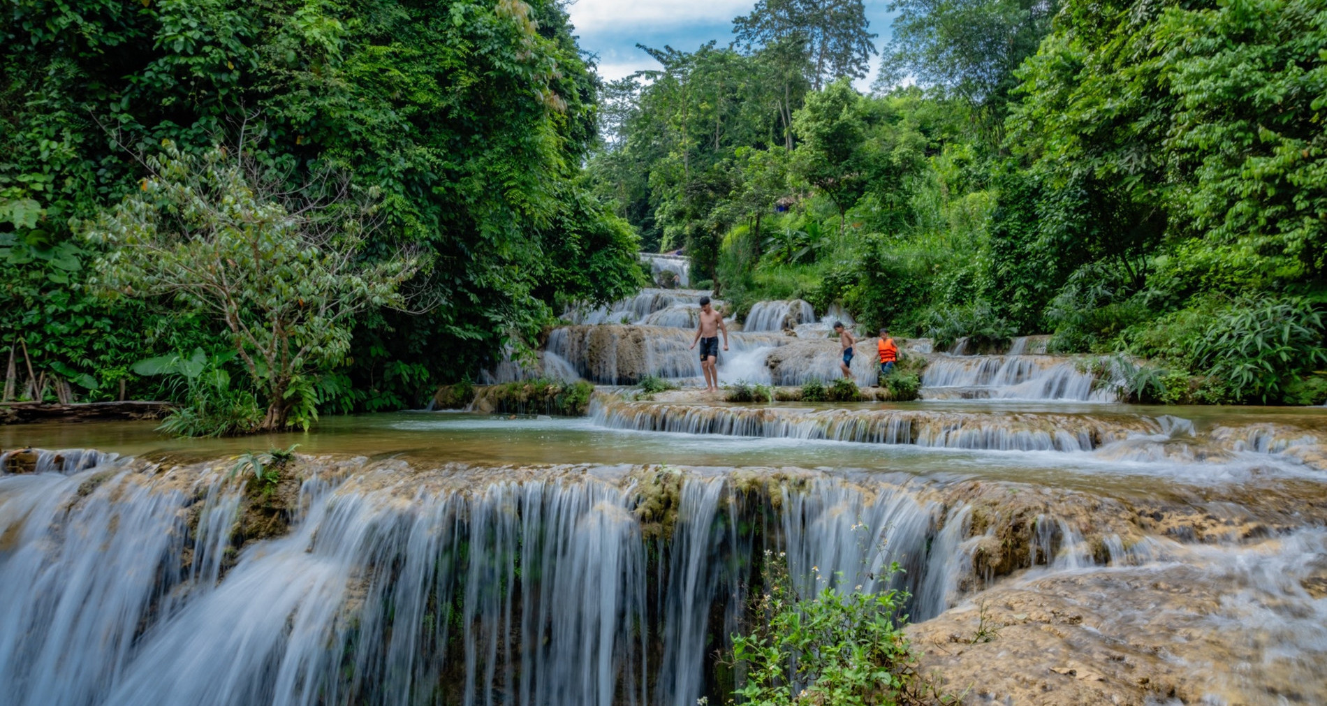 Escape Hanoi: Four natural waterfalls worth visiting this summer