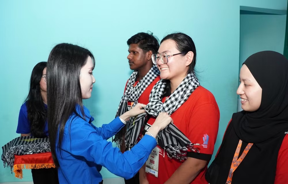potal-sinh-vien-quoc-te-dong-hanh-cung-chien-dich-mua-he-xanh-nam-2026-8905424.jpg