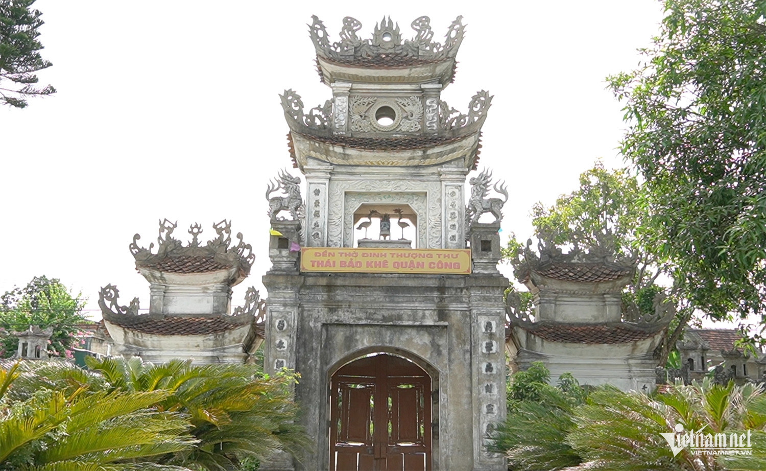 W-Đền thờ đinh bạt tuỵ 8.jpg