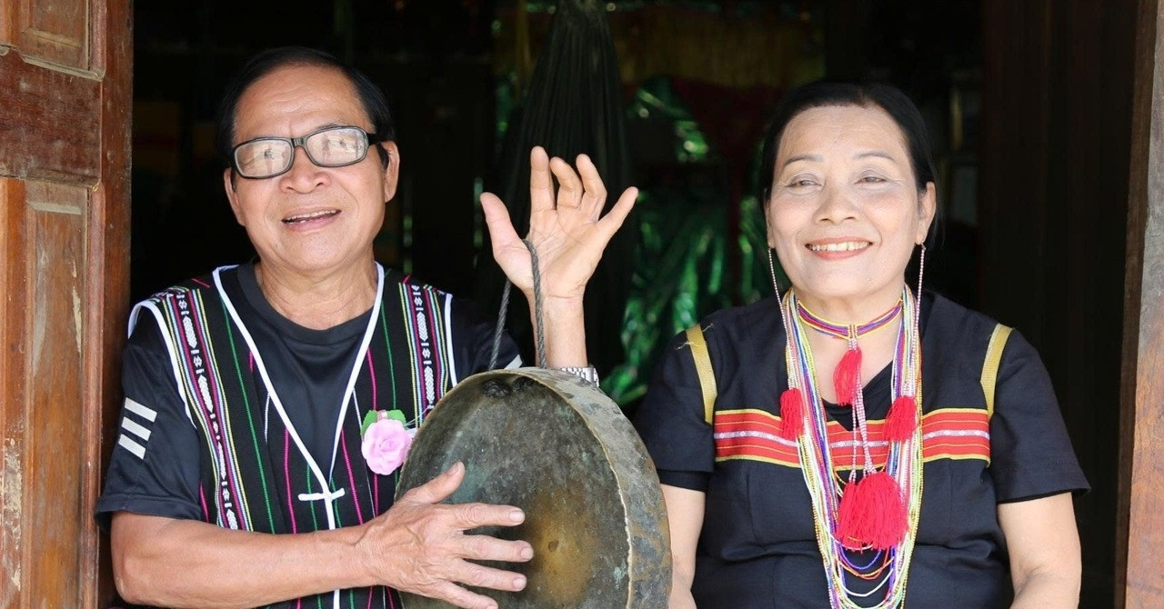 Meet the couple safeguarding the Ca Dong people's living heritage