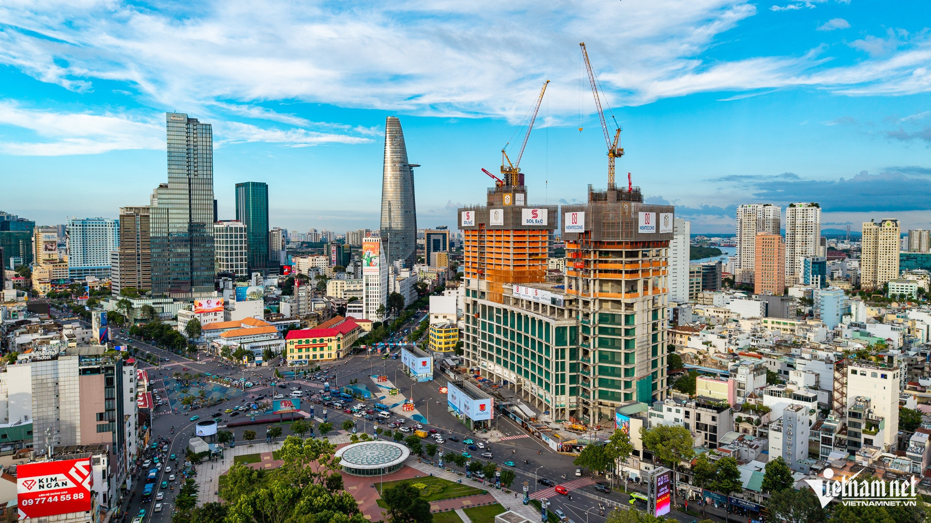 W-Đô Thị tại chợ Bến Thành Tuấn Hùng 75.jpg
