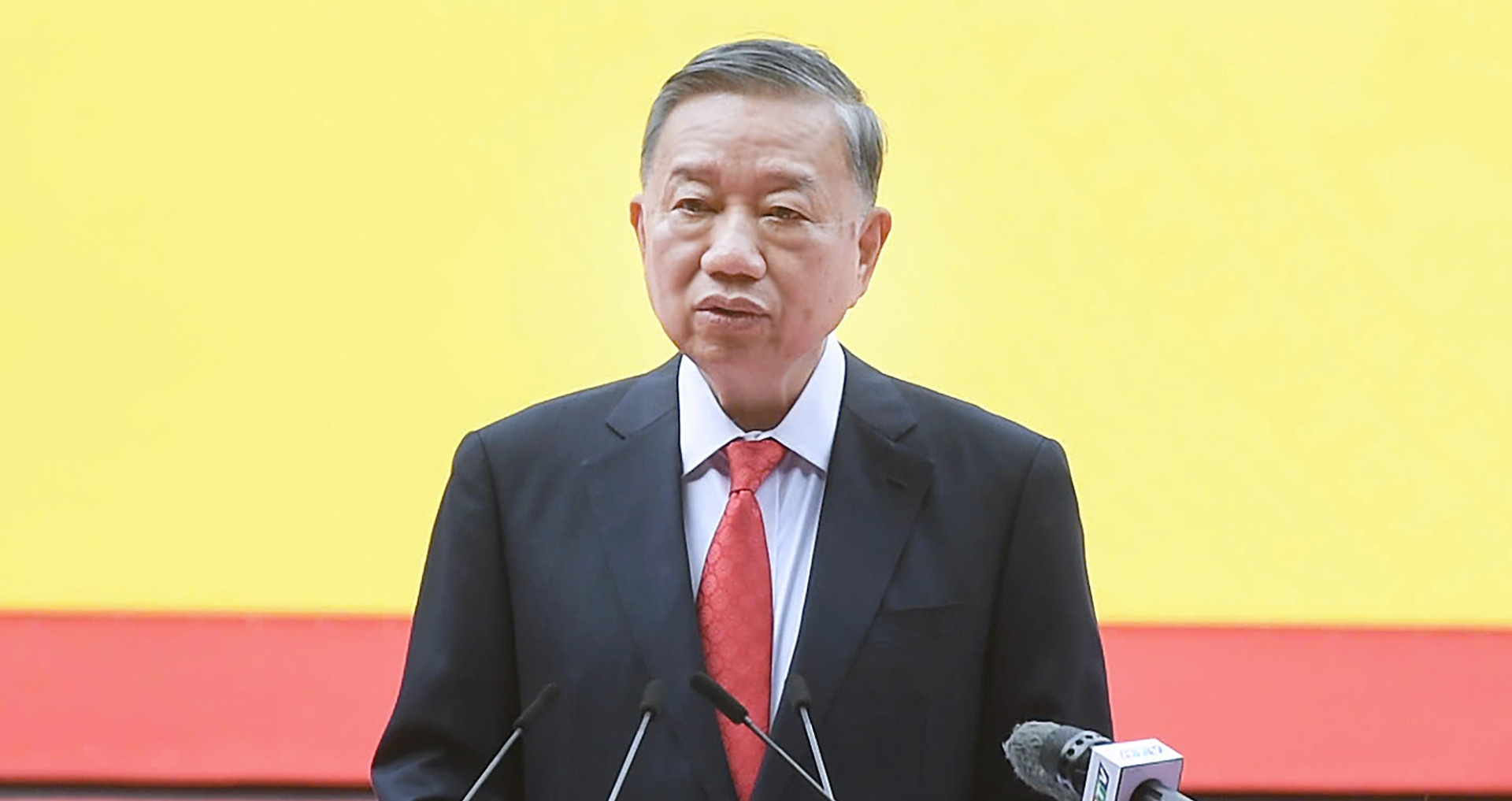 Ho Chi Minh City urged to build a brighter future over next 50 years