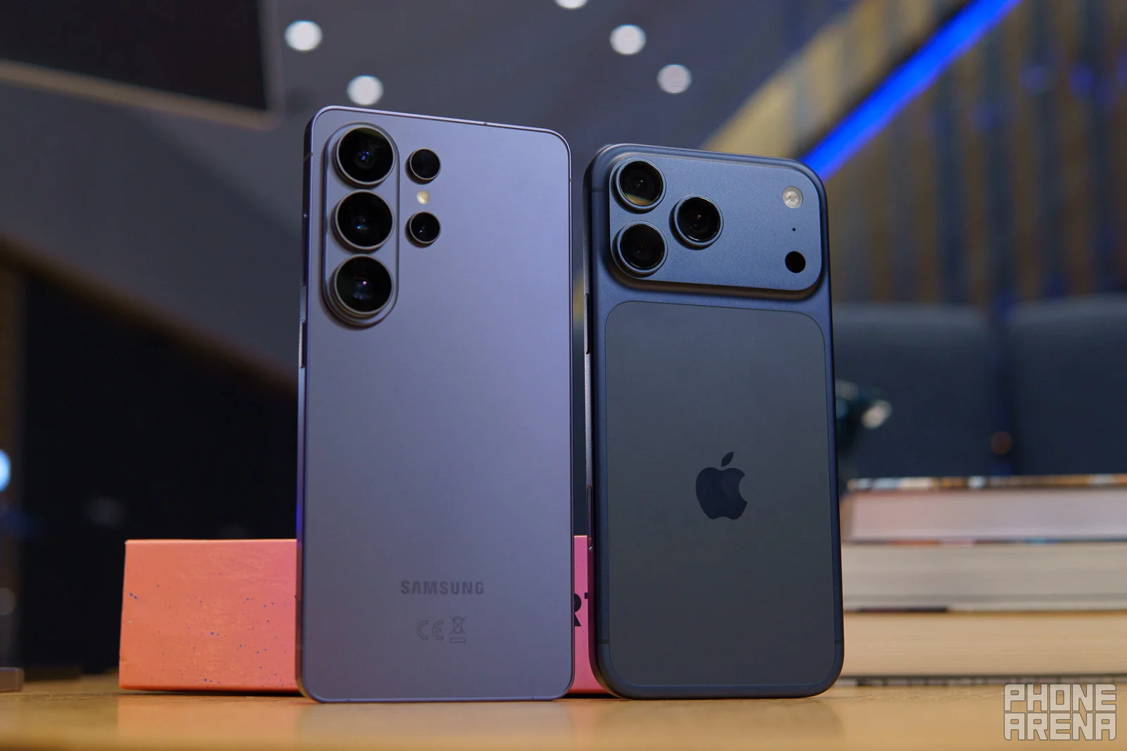 Galaxy S25   iPhone 17 Pro.png
