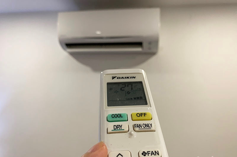 The true cost of consumers’ wasteful use of electricity