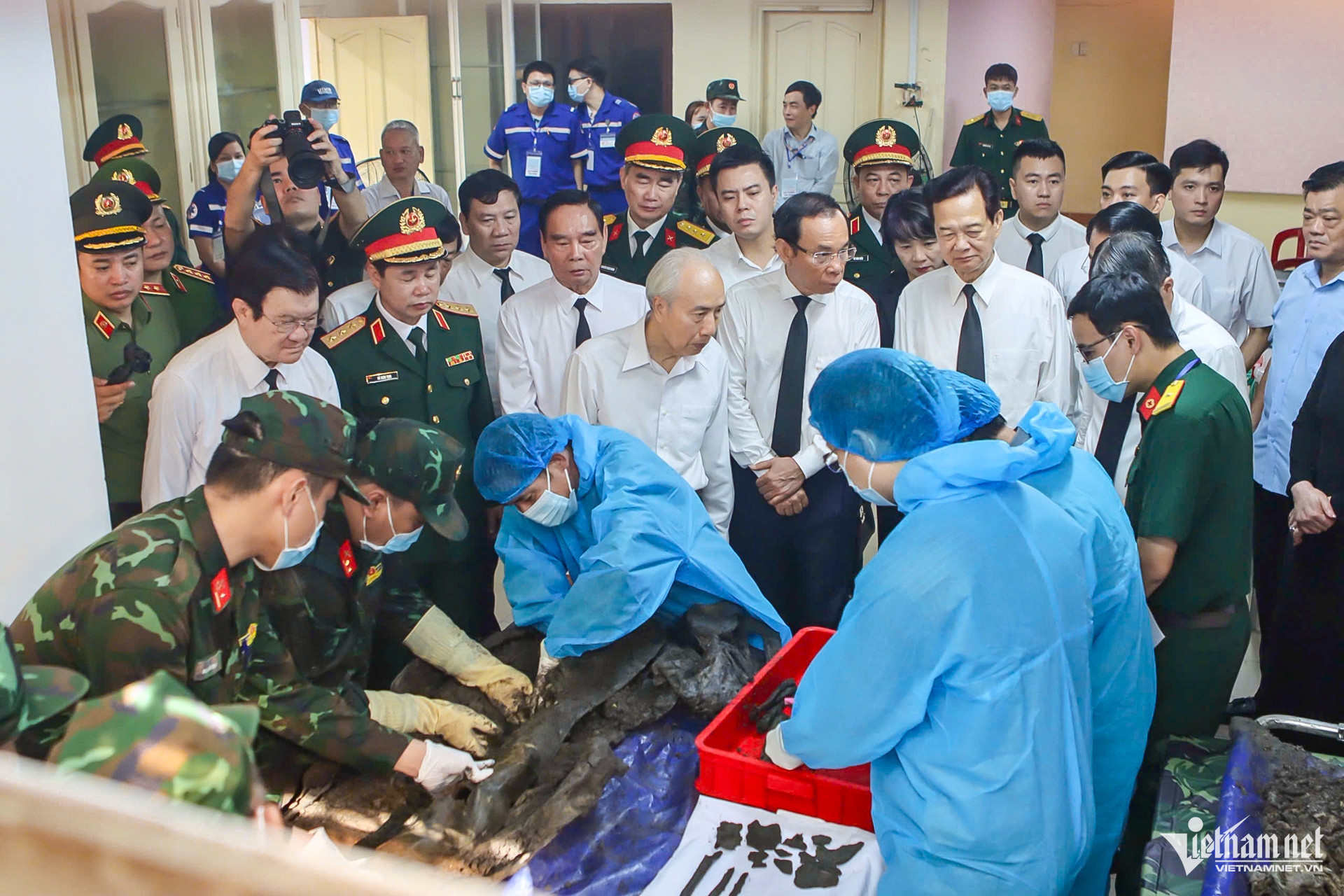 W-lê thị riêng phước sáng 13.jpg