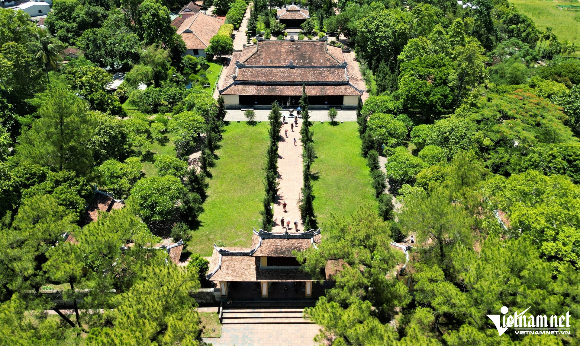 thien mu pagoda7.jpg