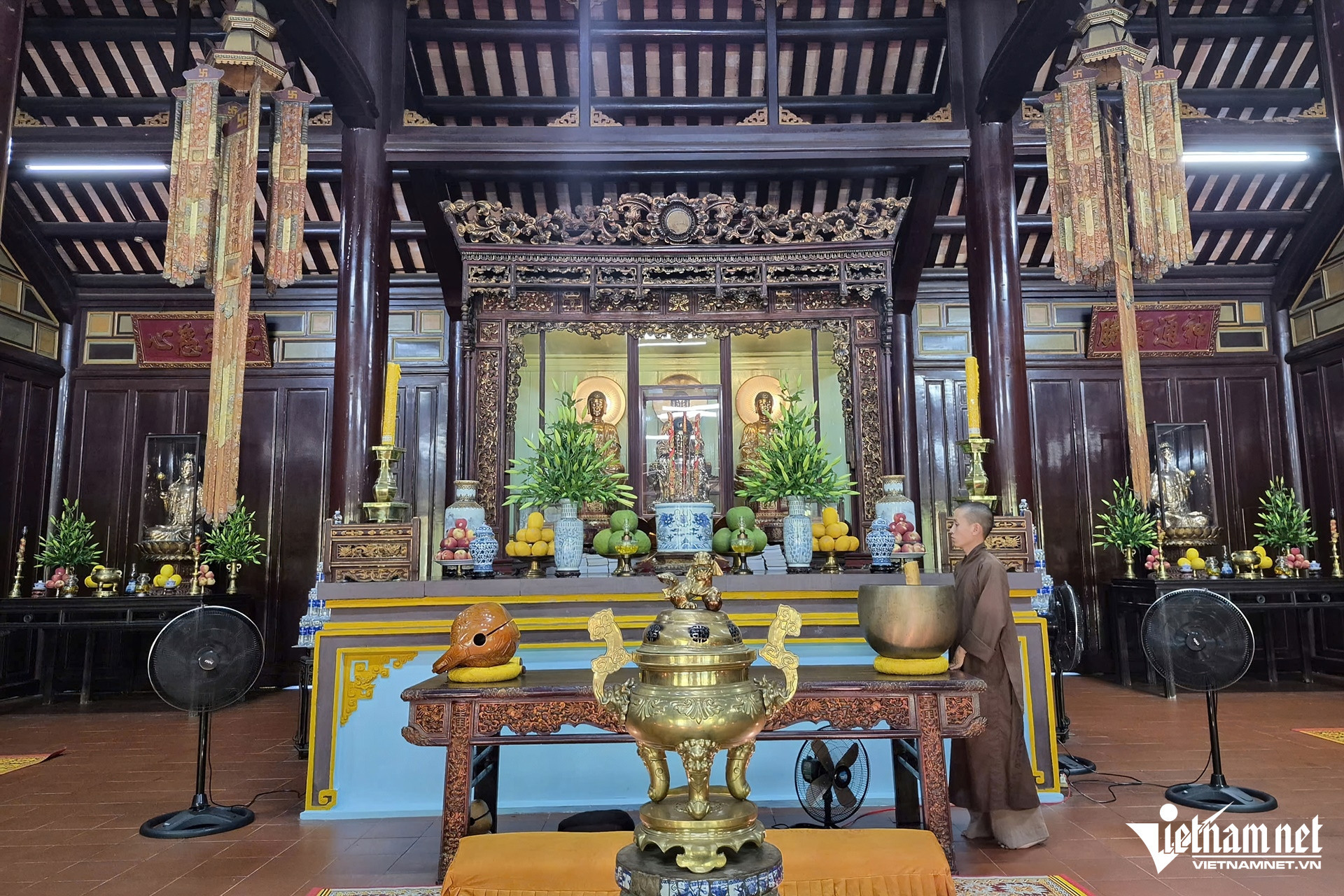 thien mu pagoda8.jpg